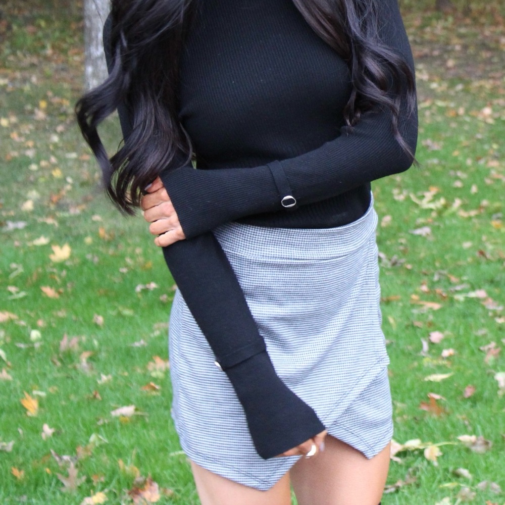 Soprano Micro Houndstooth Mini Skort | Size: S - Picture 7 of 10